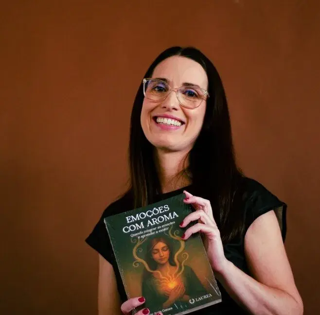 Itabirana lança livro sobre emoções e superdotação que promete tocar quem lê: 