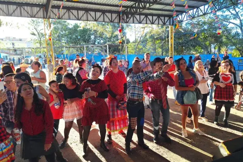 Arraiá da APAE reúne comunidade em tarde de inclusão e solidariedade em Itabira